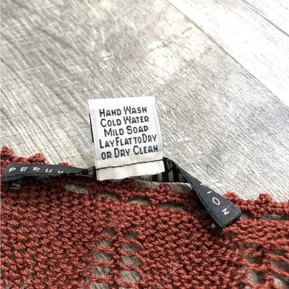 Peruvian Connection Rust / Burnt 🍊Scalloped Crochet Sweater Delicate Bohemian - Picture 5 of 6